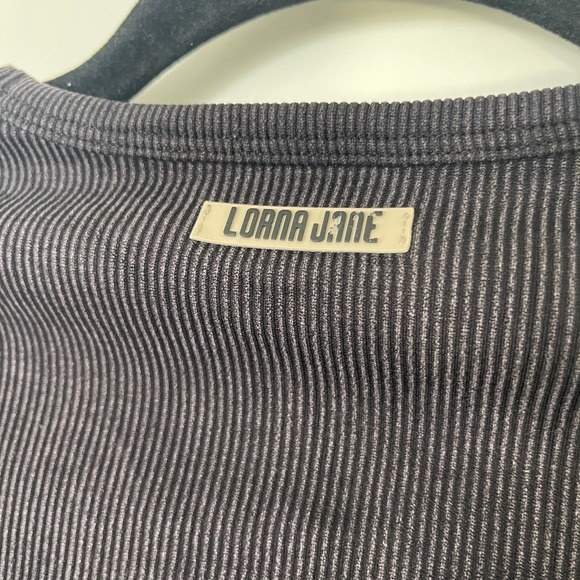 Lorna Jane $76 Tempo Ribbed‎ Seamless Long Sleeve Top Size Small Athletic Top - Picture 7 of 9